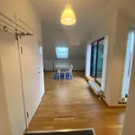 Cozy And Luxury Private Terrace Apartment